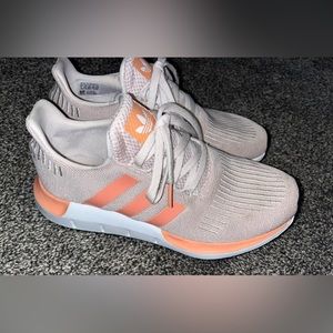 Womens adidas shoes swift run